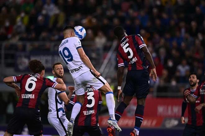 乌克兰客场不敌波兰，积分未能增加