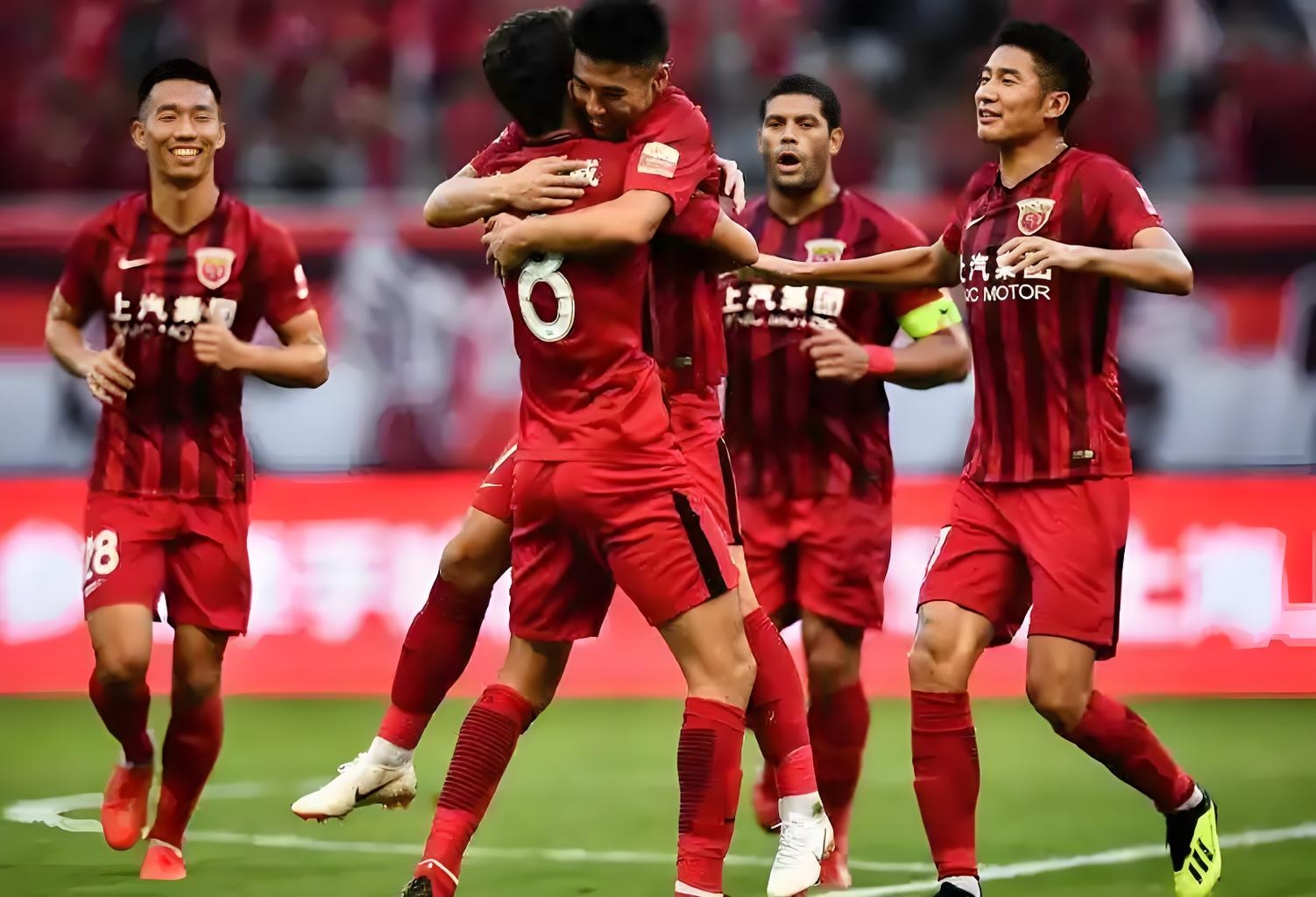 包含武汉卓尔再次挑战上海东亚队夺得胜局的词条