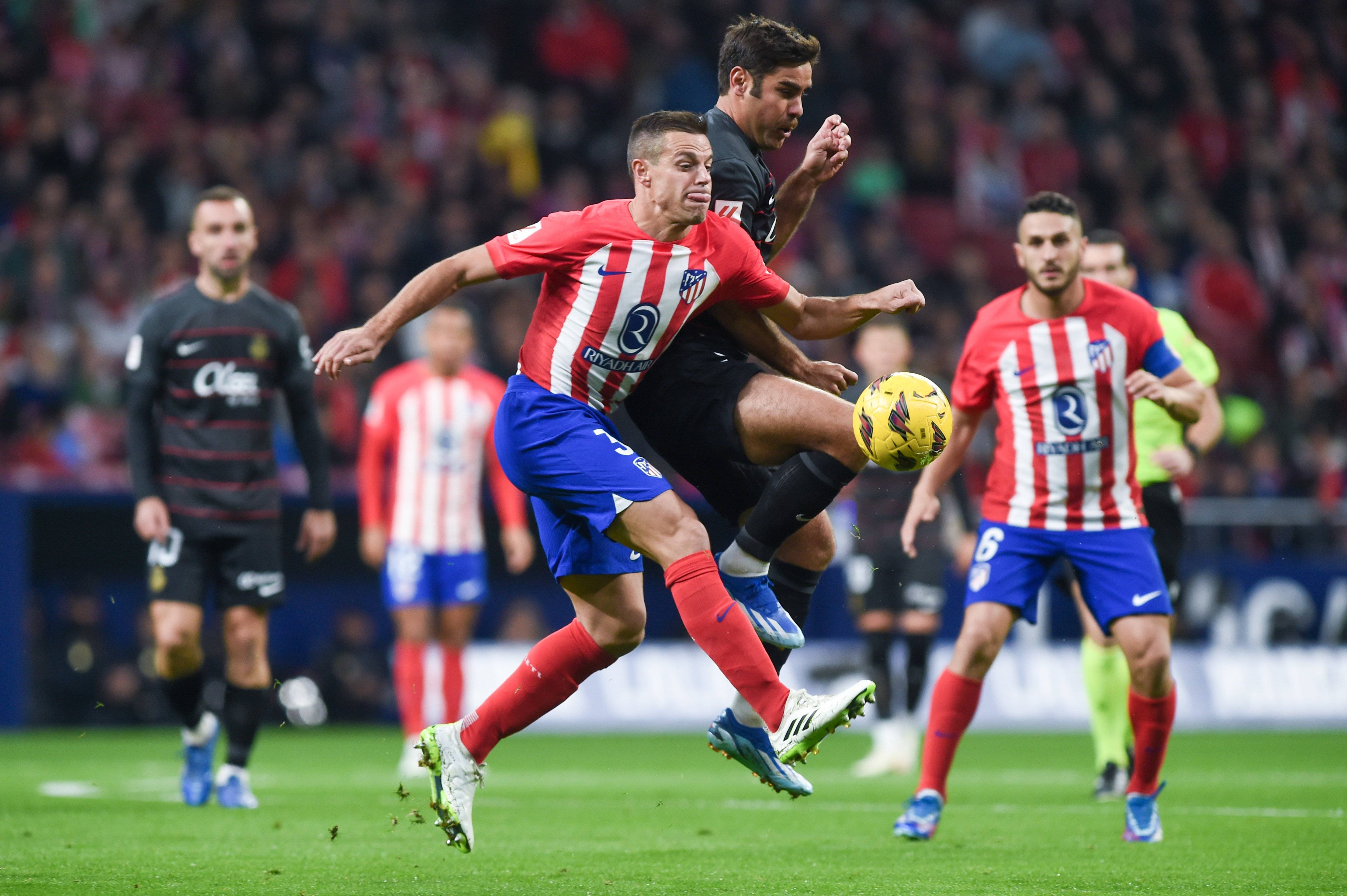 阿森纳中场组织稳定，控球优势明显取胜对手的简单介绍