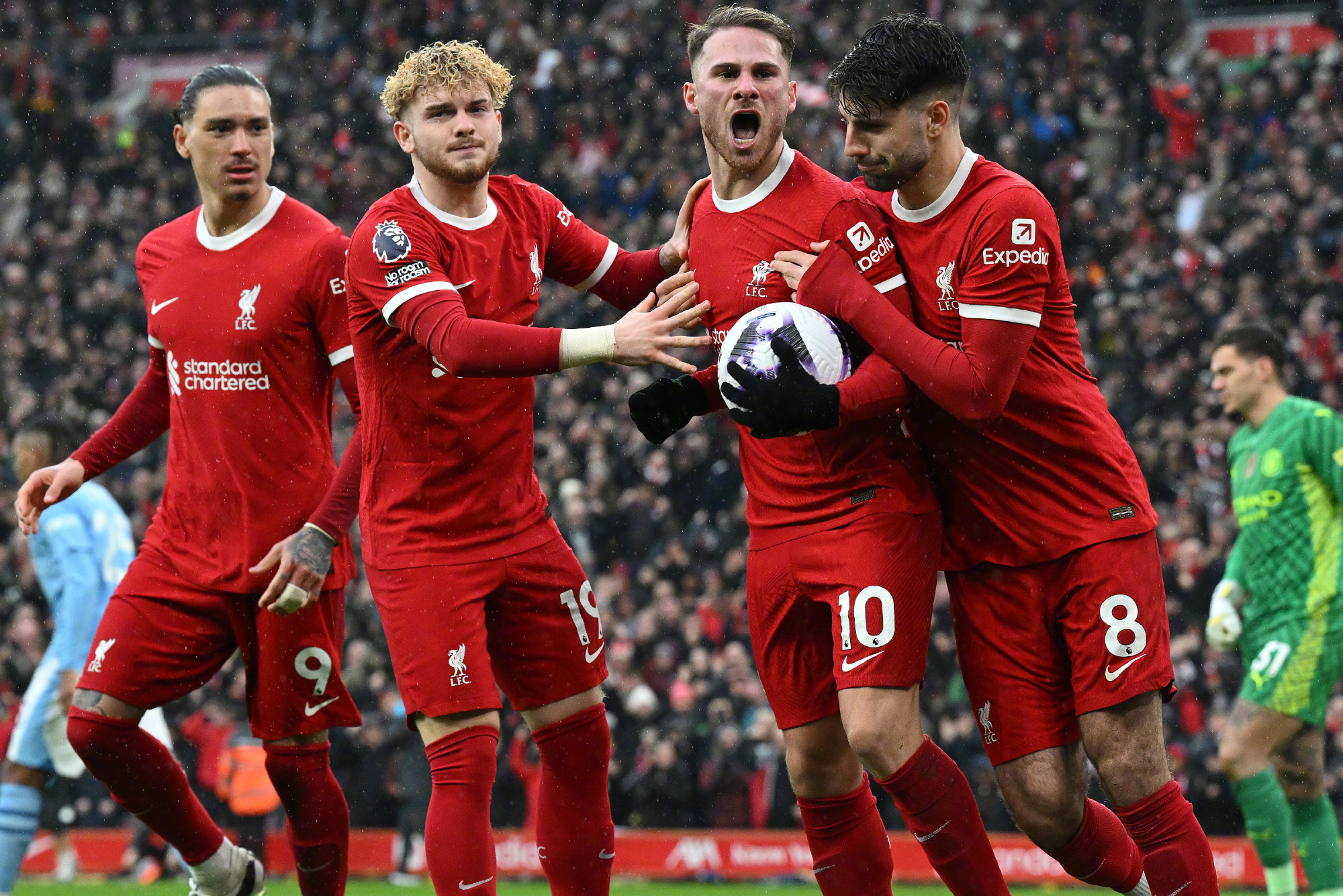 关于德国挫败挪威，取得关键胜利晋级的信息