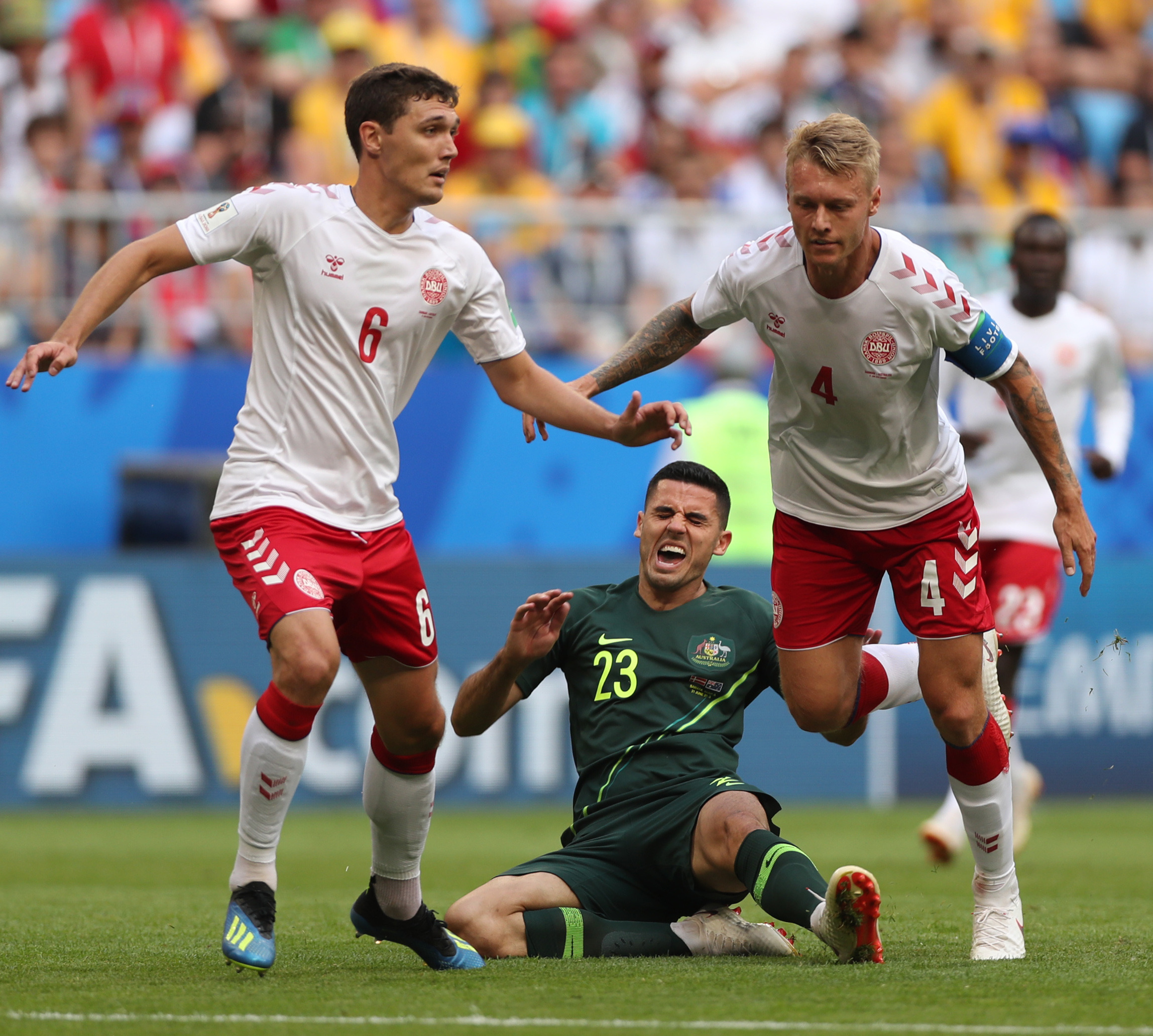 丹麦队在国际比赛中展现团队精神