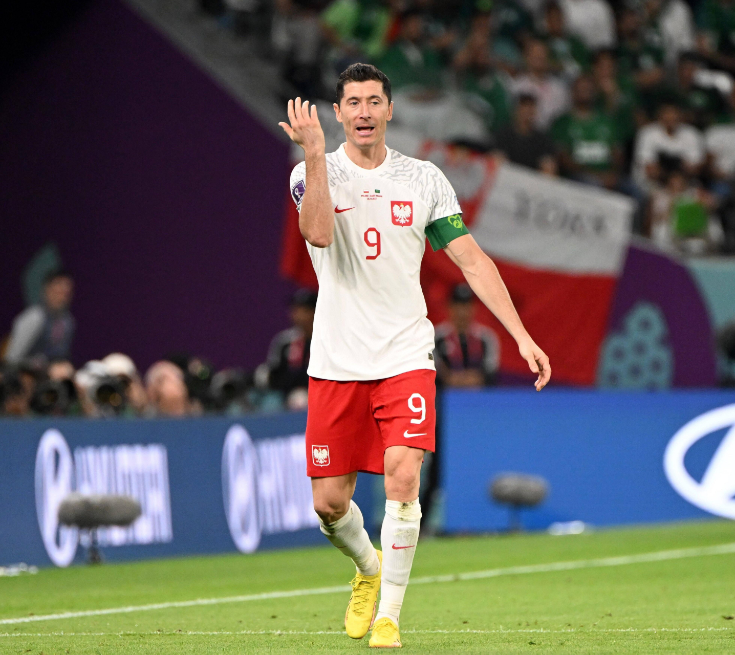 开云在线直播-包含欧洲杯余位赛精彩大战，国家队铁心为胜利目标决心拼搏的词条