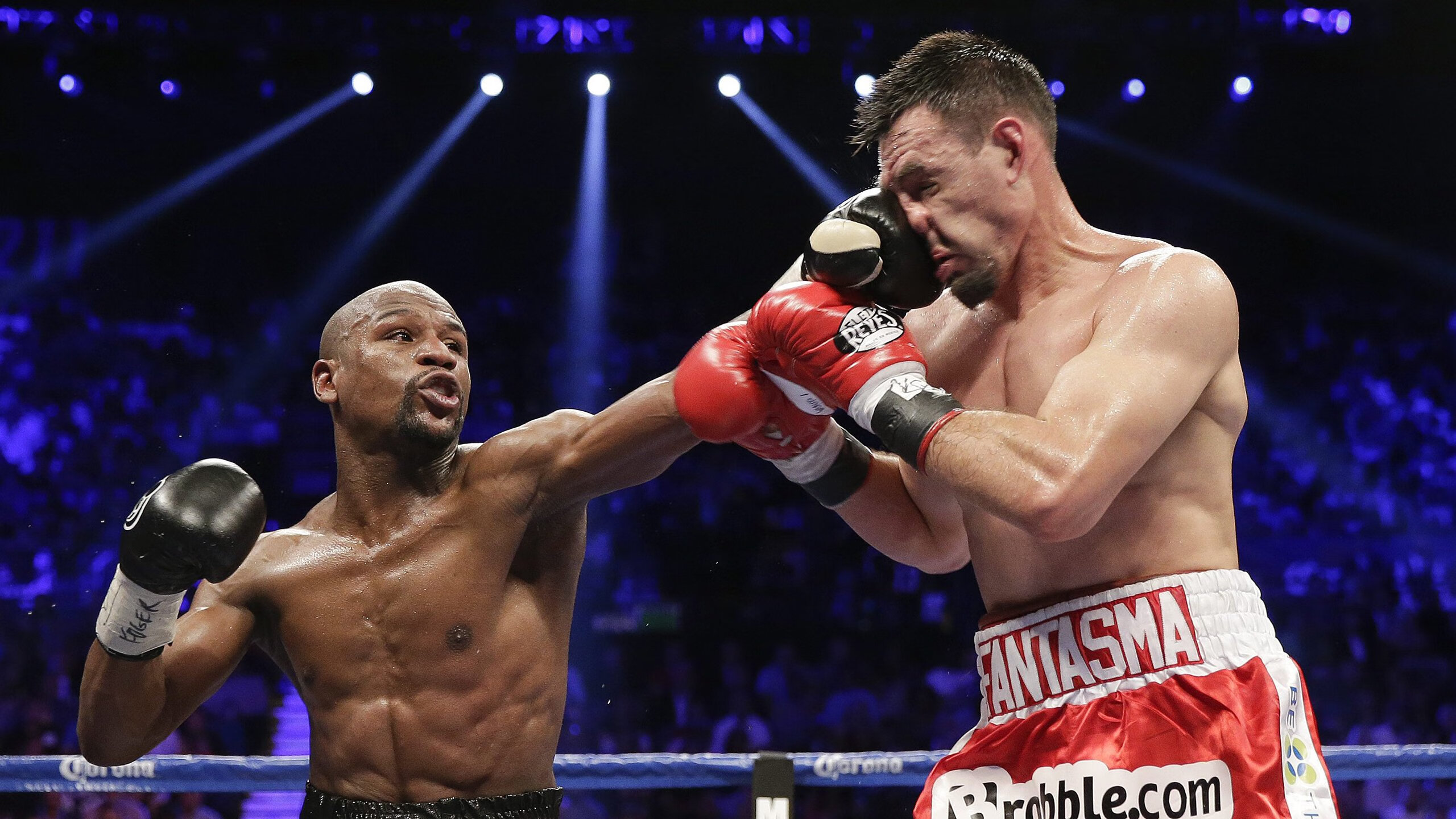 突尼斯之沙与基辅之雪,当莱奥在欧冠的寒夜中接管战争